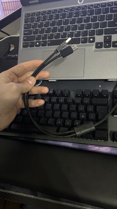 Tastatura Gaming Logitech G 513 Carbon cu swich maro