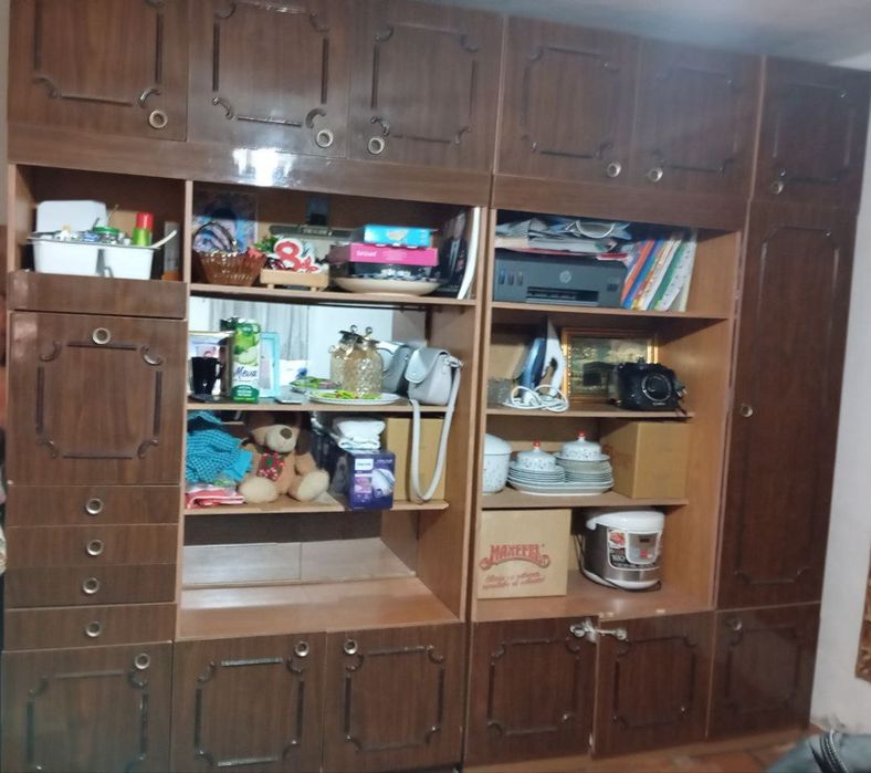 Стенка большая с антересолью