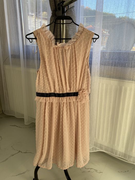 Дамски рокли нови два цвята син и розов