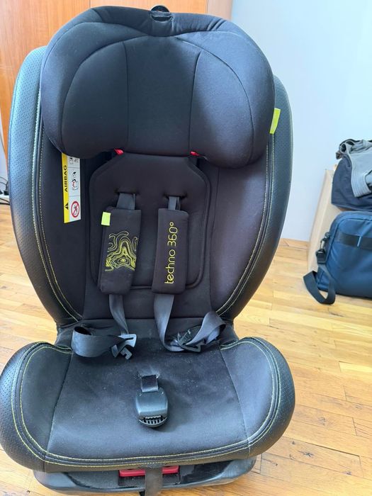 CHIPOLINO Стол за кола 0-36 кг. ТЕХНО ISOFIX 360° КАРБОН