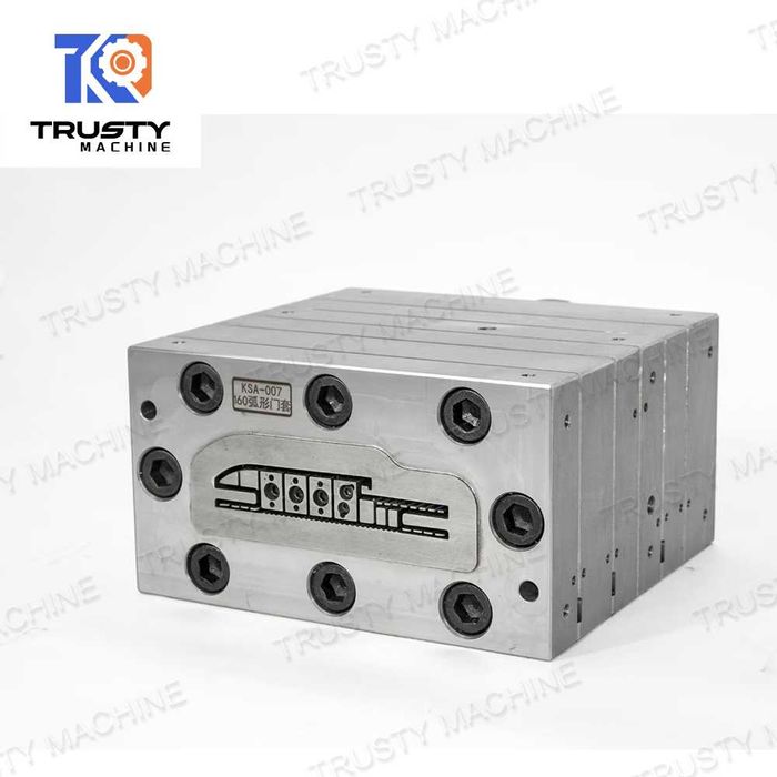 Оборудование Линия для производства дверного полотна из ДПК дерево-ПВХ