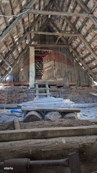 Casă Rustică in Richis, zona buna, grădina cu panorama