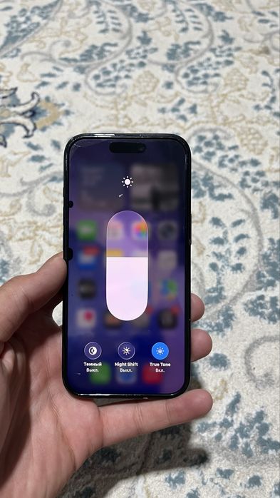 Продам IPhone 15