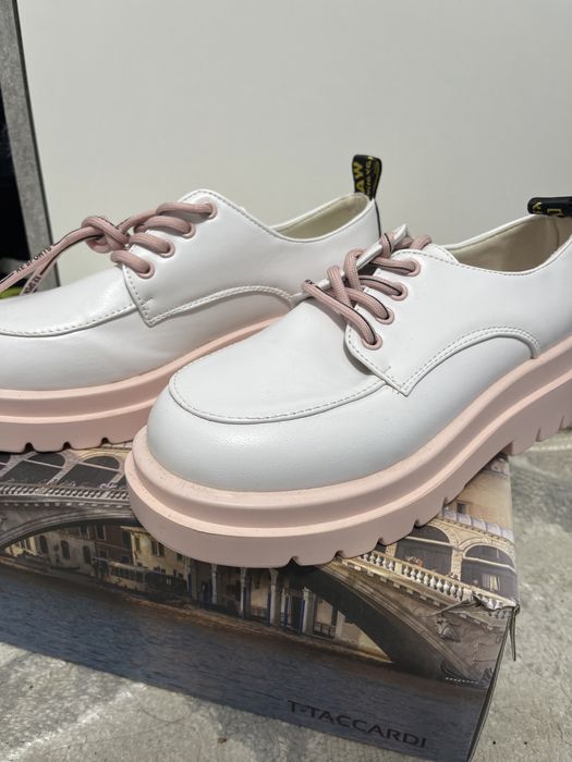 Новая обувь, продается