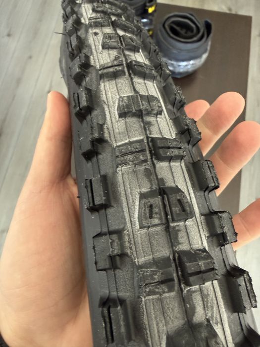 Cauciuc mtb  Maxxis Minion DHR 3C MaxTerra Nou