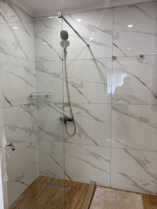 Отдавам под наем чисто нов апартамент 77кв.м.