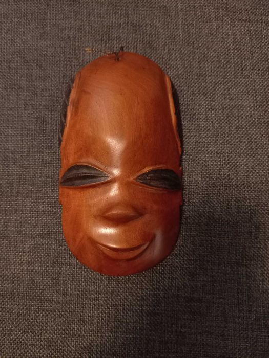 Автентична африканска дървена маска от Маун, Ботсвана