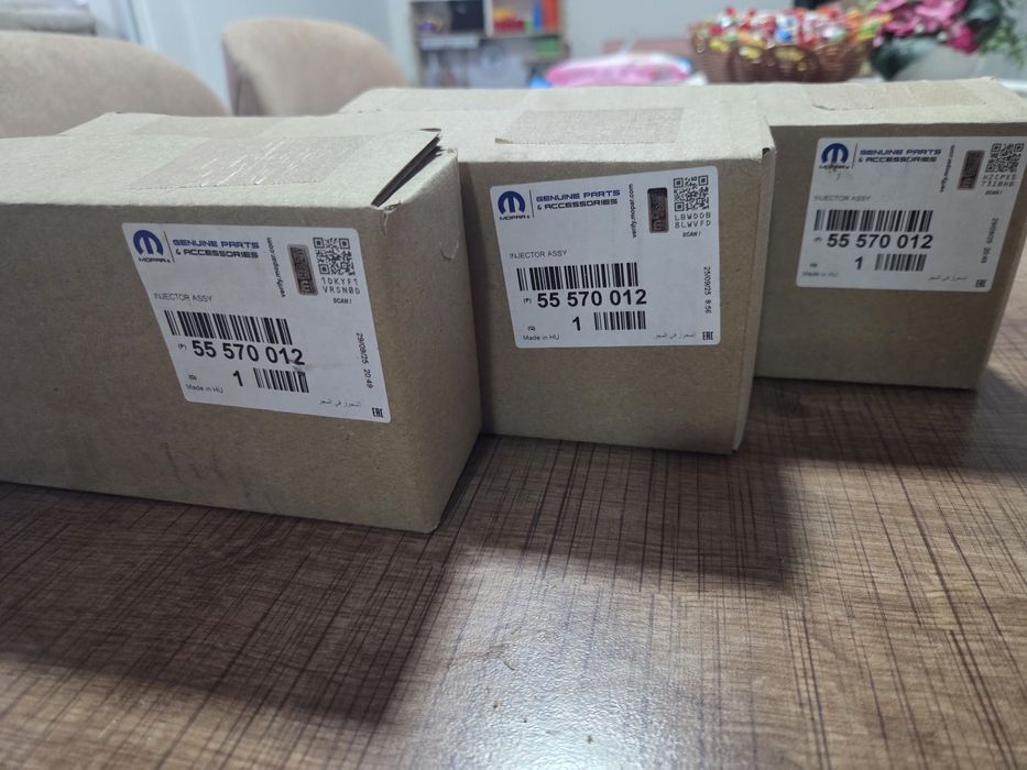 Дюзи чисто нови денсо  55 570 012