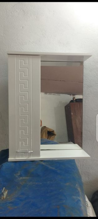 Продам зеркало в ванную комнату