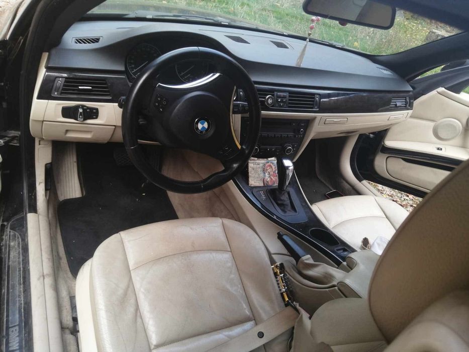 Vand bmw 320 i e93 decapotabila