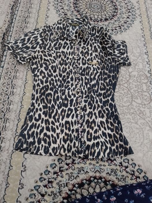 Девичий кофточка тигровая красивая