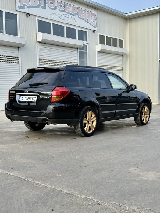 Subaru Outback 3.0 H6