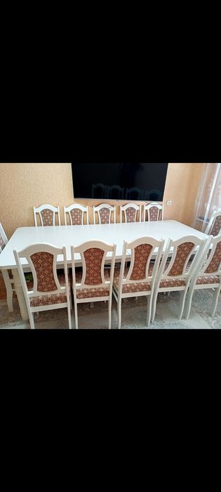 Продам гостиный стол