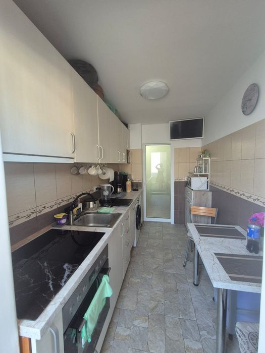 Vand apartament 3 camere