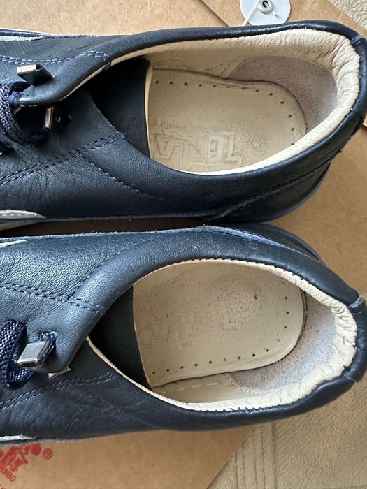 Продам детскую обувь и ботиночки