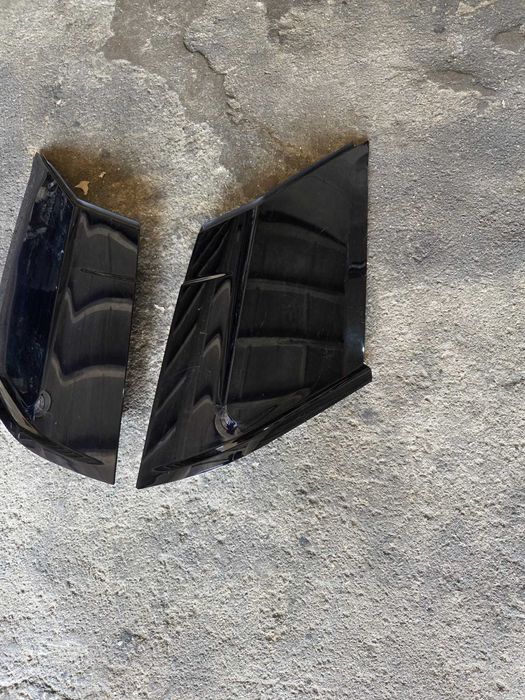 Ornament bandou aripa spate stanga dreapta negru Range Rover Evoque facelift EJ32-29149-AB EJ32-29148-AB