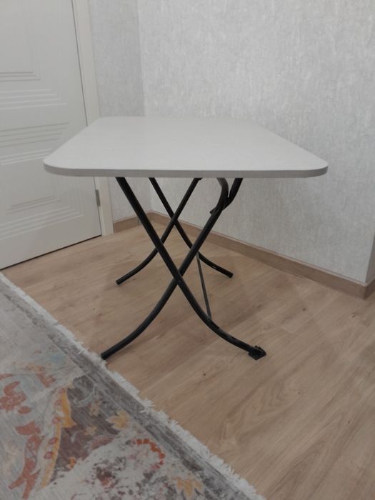 Продам стол складной