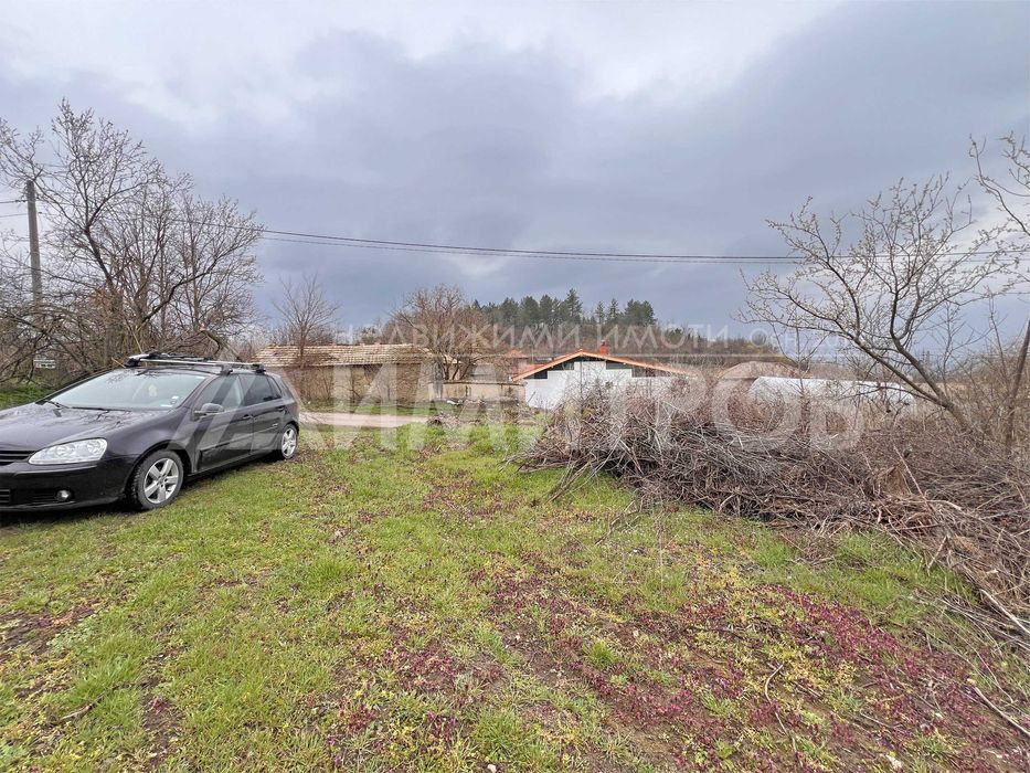 Продава се Парцел в с. Средня, Област Шумен - 1615 кв.м за 7 €/кв.м - Снимка #3
