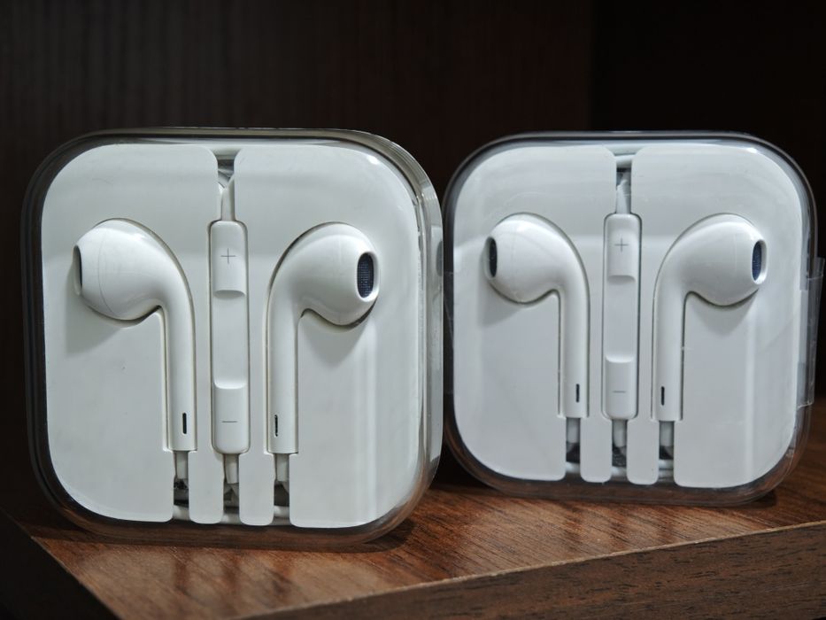 Оригинальные наушники EarPods 3,5мм от Iphone