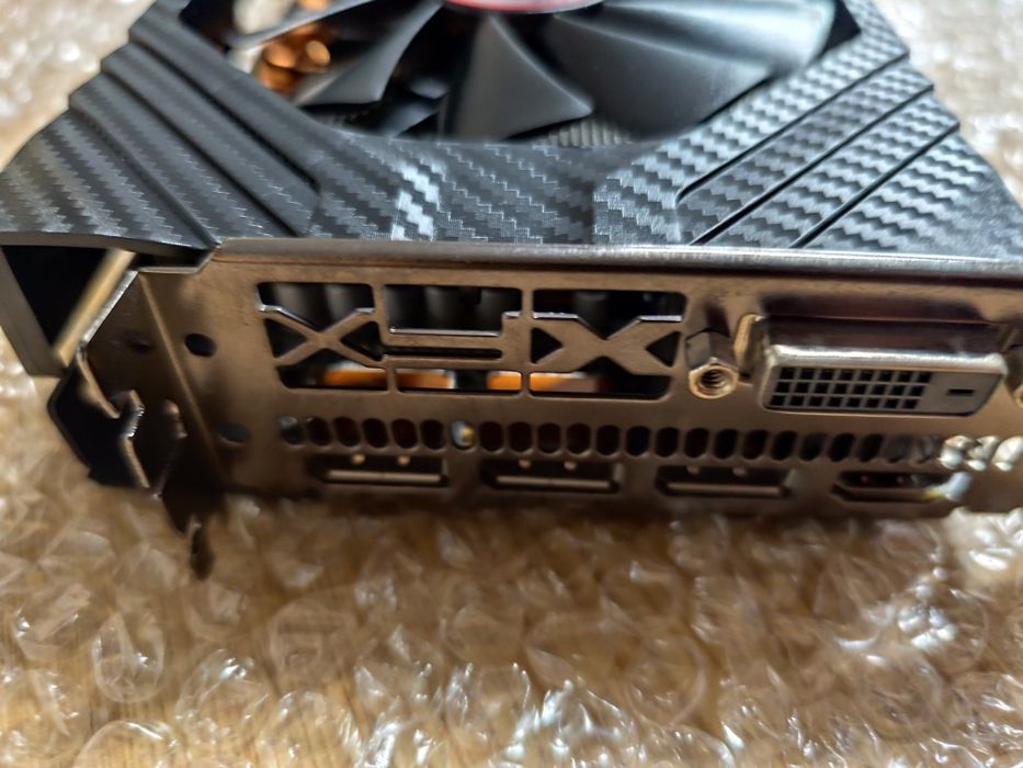 Vând placa video XFX Radeon RX 580 GTS XXX, 8GB, 256-bit