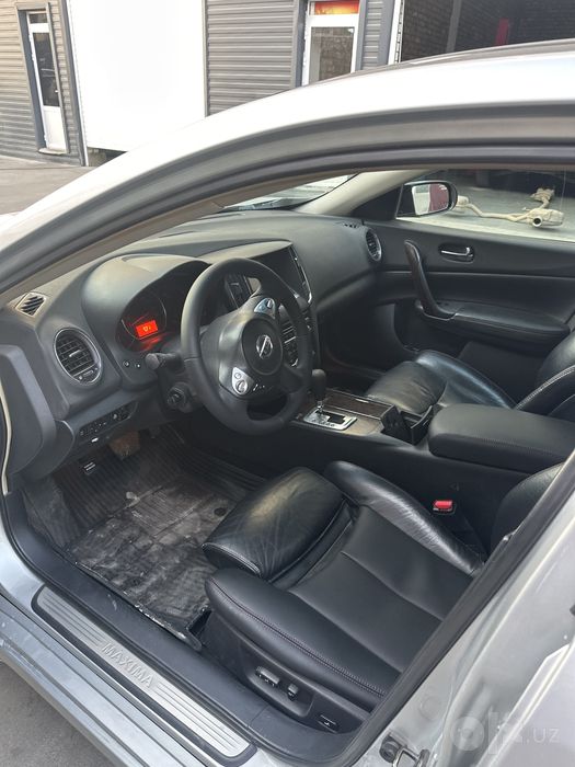 Nissan Maxima 35A kuzov 3.5 mator