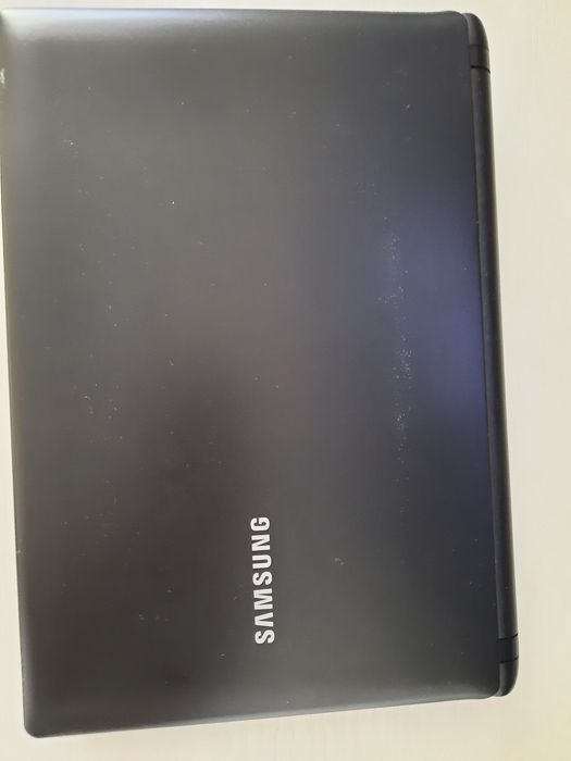 Нэтбук Samsung, 27×19
