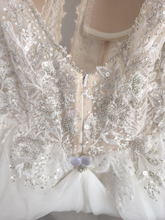 Vând rochie de mireasă