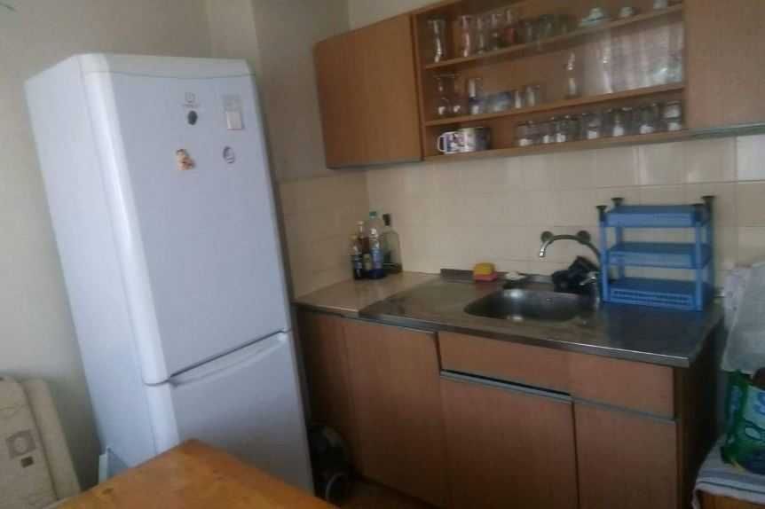 Дава се под наем Двустаен апартамент в Бургас, Меден рудник - зона Б - 76 кв.м за 175 € - Снимка #3