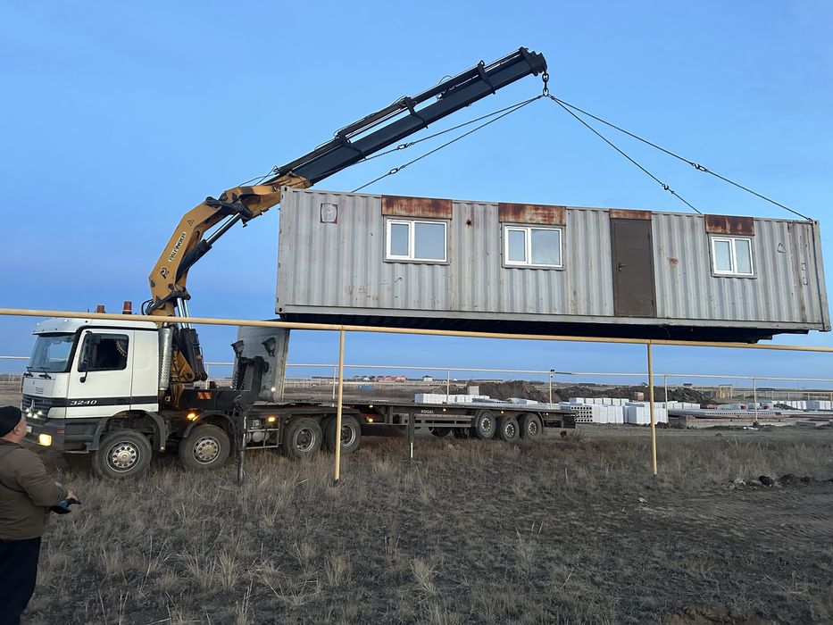 Манипулятор контейнеровоз