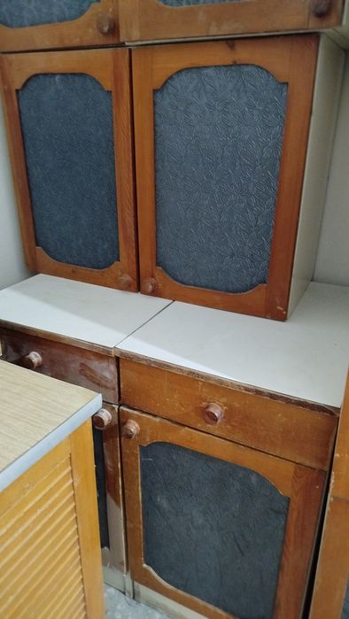 Кухонная мебель, журнальный стол недорого