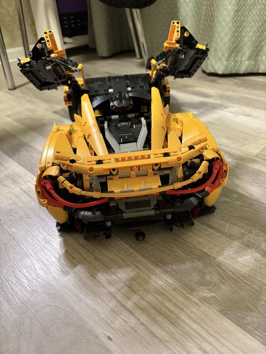 Лего Mclaren P1, 3893 детали