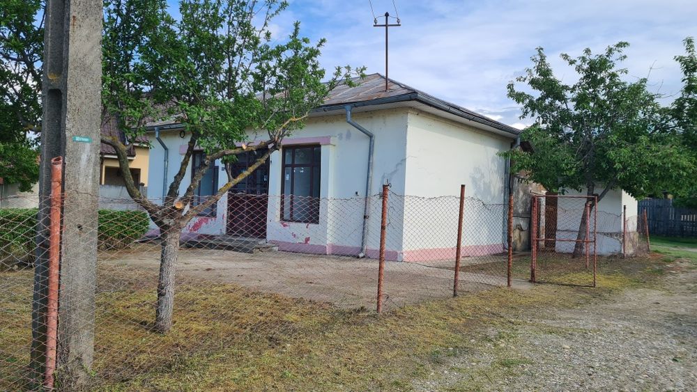 Vând spațiu magazin