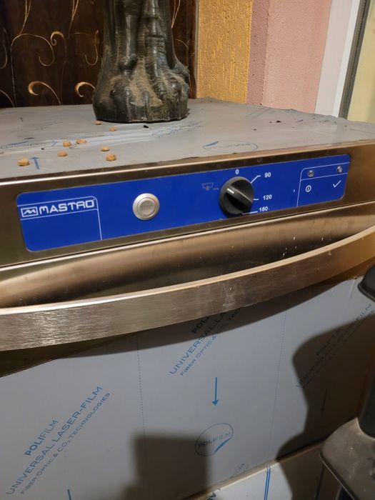 Mașină de spălat vase