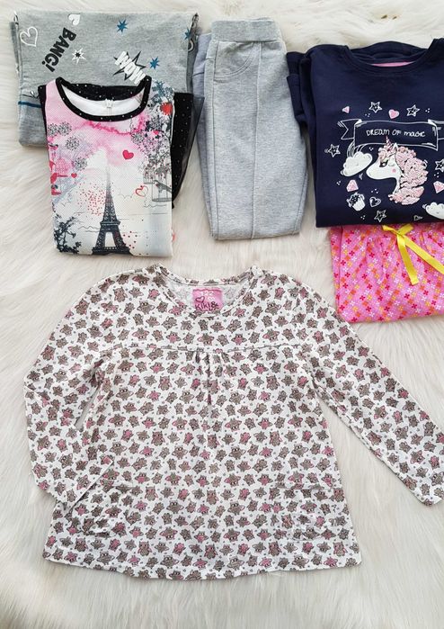 Дрехи за момиче 3-5 години цена 3,50лв брой