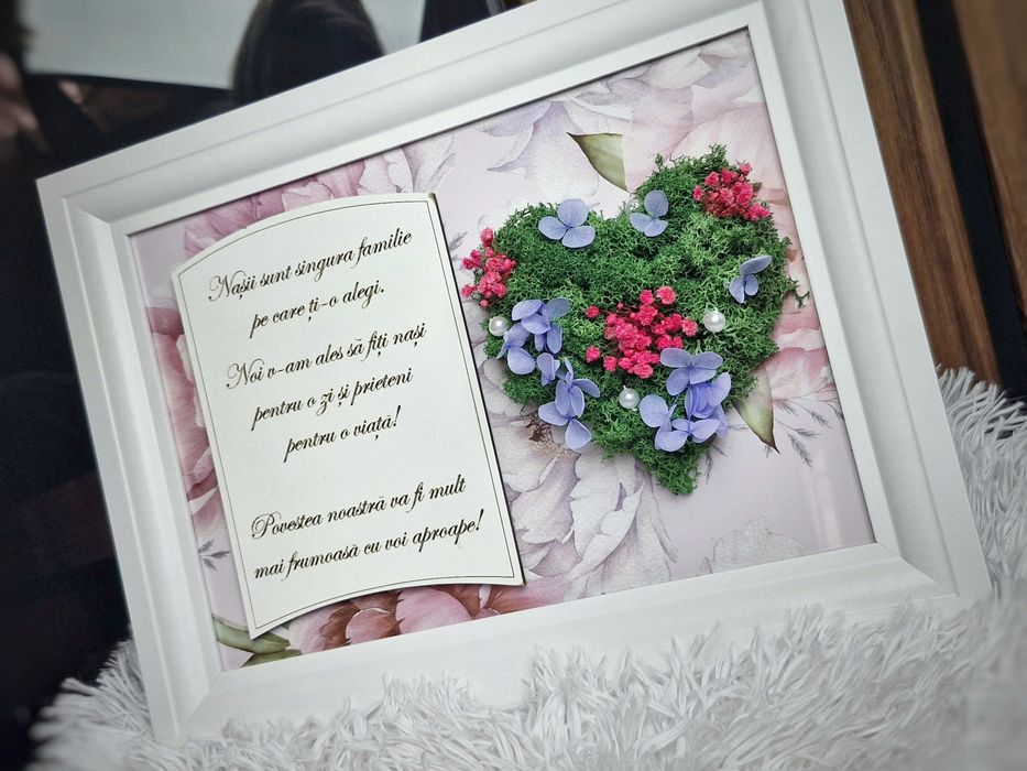 Tablouri cu licheni stabilizati