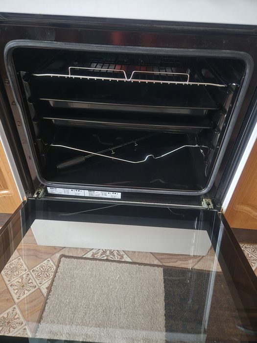 Продам комбинированную плиту BEKO