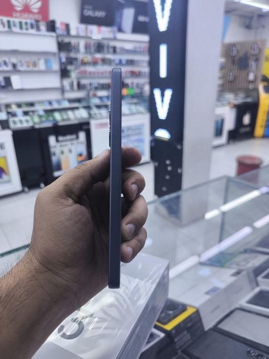 oppo reno F13 8/256 qora