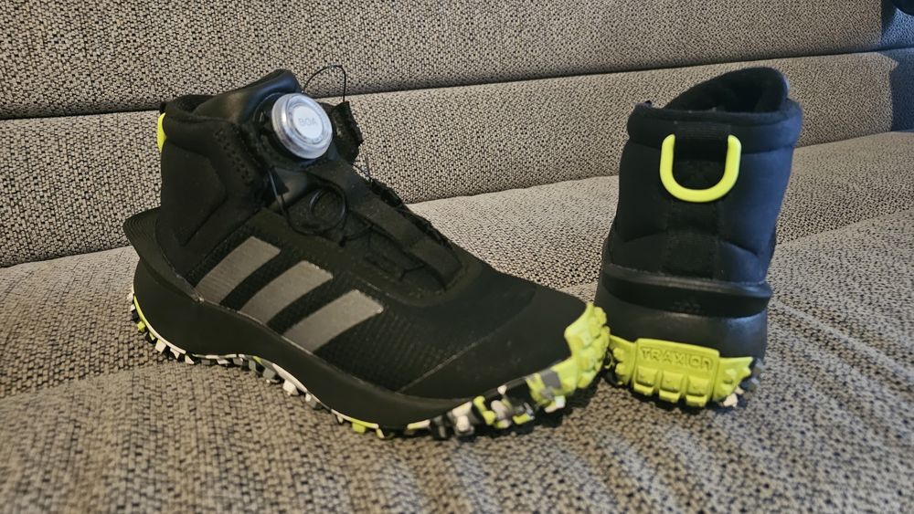 Adidasi copii Traxion