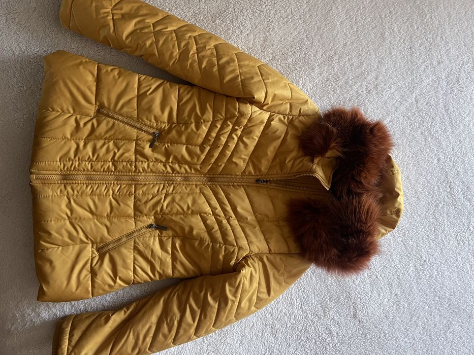 Зимно яке с естествена лисица яка