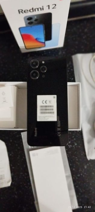 Продам Redmi 12 90hz
