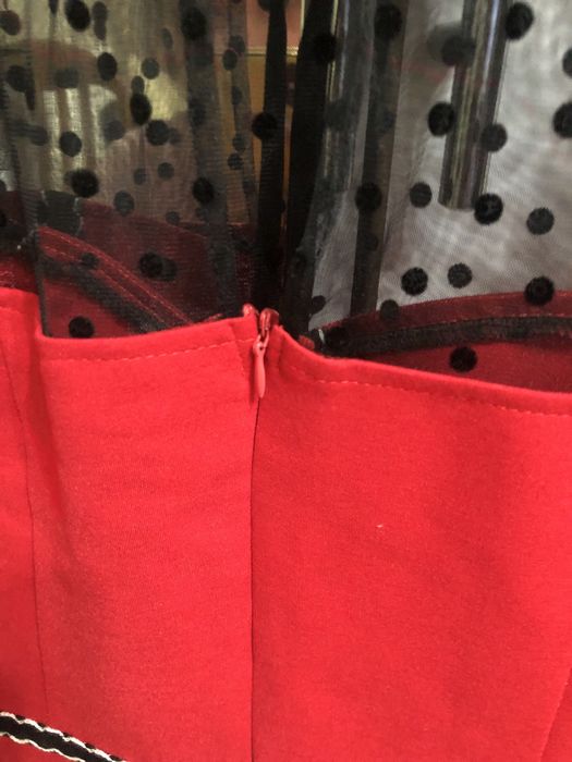 Продам новое нарядное платье