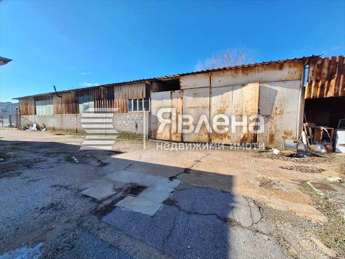 Продава се Склад в Ямбол, Промишлена зона - 2896 кв.м за 265 €/кв.м - Снимка #11