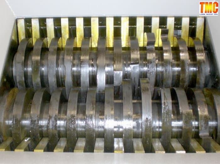 Shredder Tocator distrugator macinator granulator deseuri și vegetale