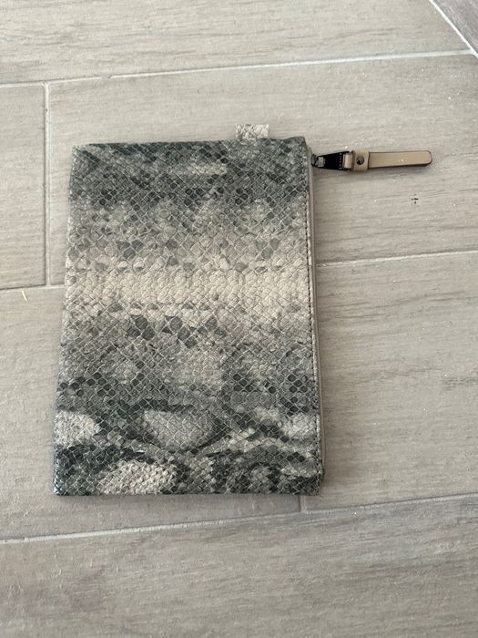 шапки/портфейли Guess