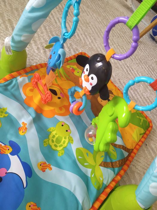 Активна гимнастика за бебе