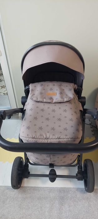 Продавам детска комбинирана количка Чиполино