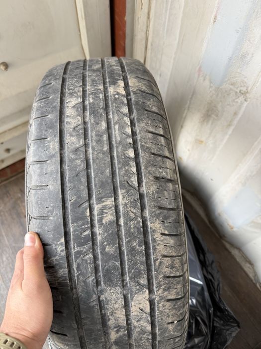 Продам шины 225/60 R18