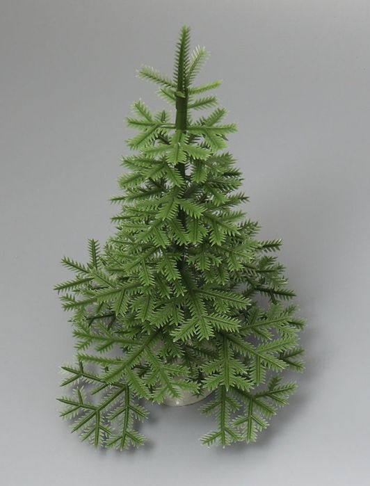 Ёлка б/у . герлянды , звезда