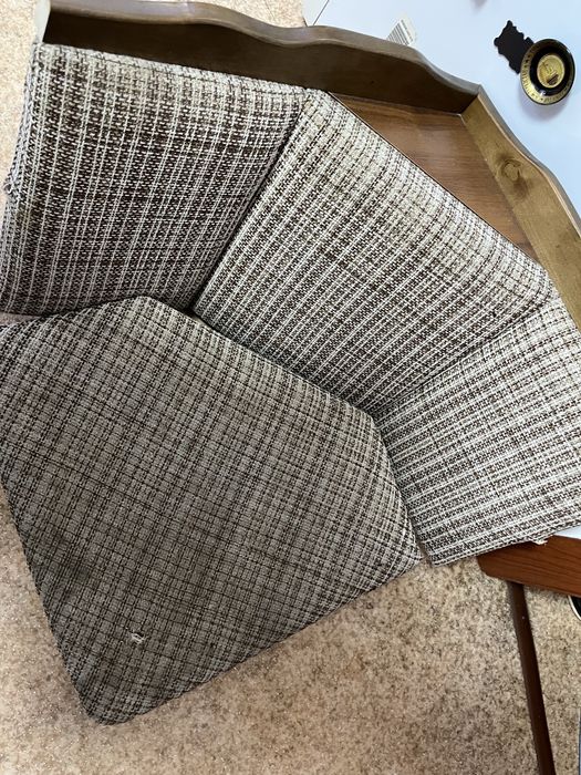 Угловой диван на кухню