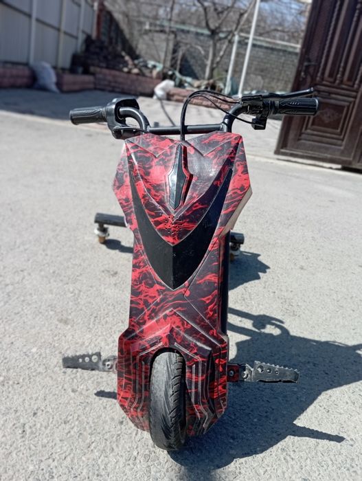 Дрифт кар в хорошем состоянии